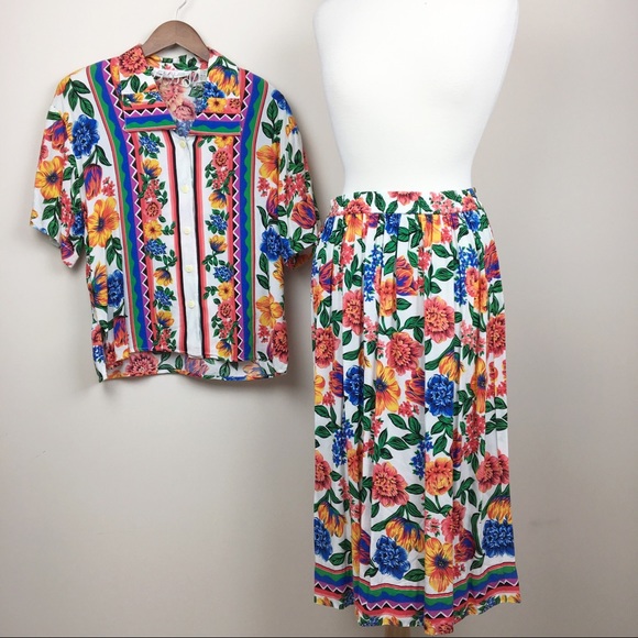 Vintage Dresses & Skirts - vintage two piece floral shirt & midi skirt set